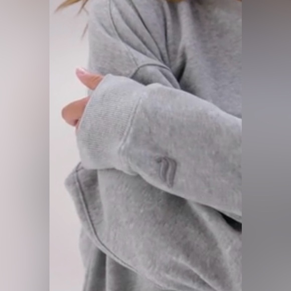 Fabletics Terry Oversized Crew Neck Sweatshirt | L | NWT | Black - Picture 6 of 11